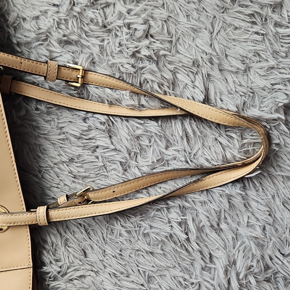 Michael kors tote - Picture 4 of 8